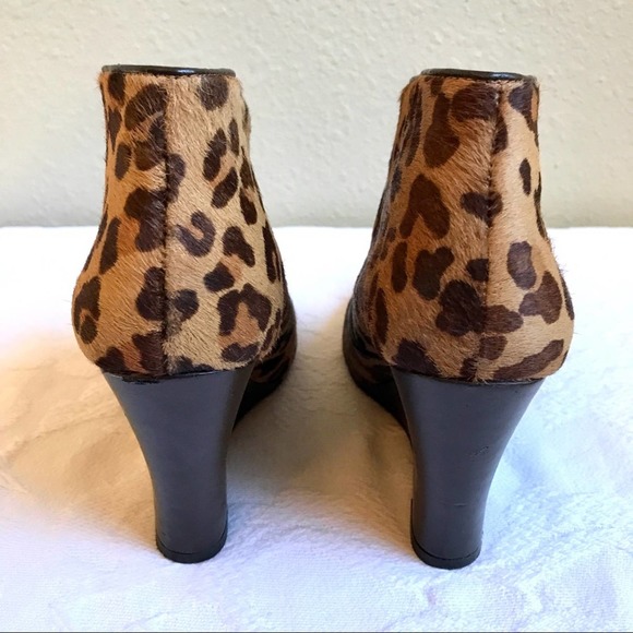 Hive & Honey Leopard Print Cow Hair Leather Wedge Heel Ankle Bootie w/ Zip 8 - Picture 4 of 10